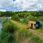 Ezy House 2 By Tiny Away Ezy-sur-Eure