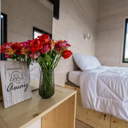 Ezy House 2 By Tiny Away Tatil Evi Ezy-sur-Eure