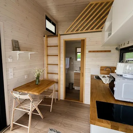 Ezy House 2 By Tiny Away Ezy-sur-Eure