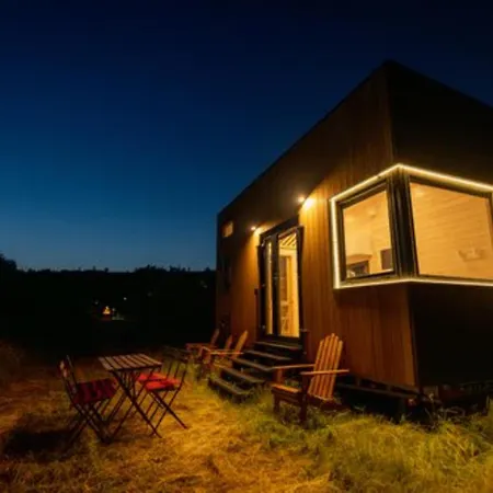 Ezy House 2 By Tiny Away Ezy-sur-Eure