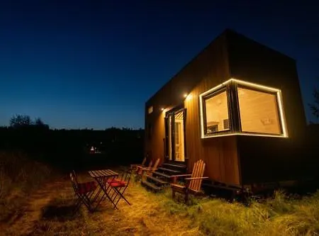 Ezy House 2 By Tiny Away